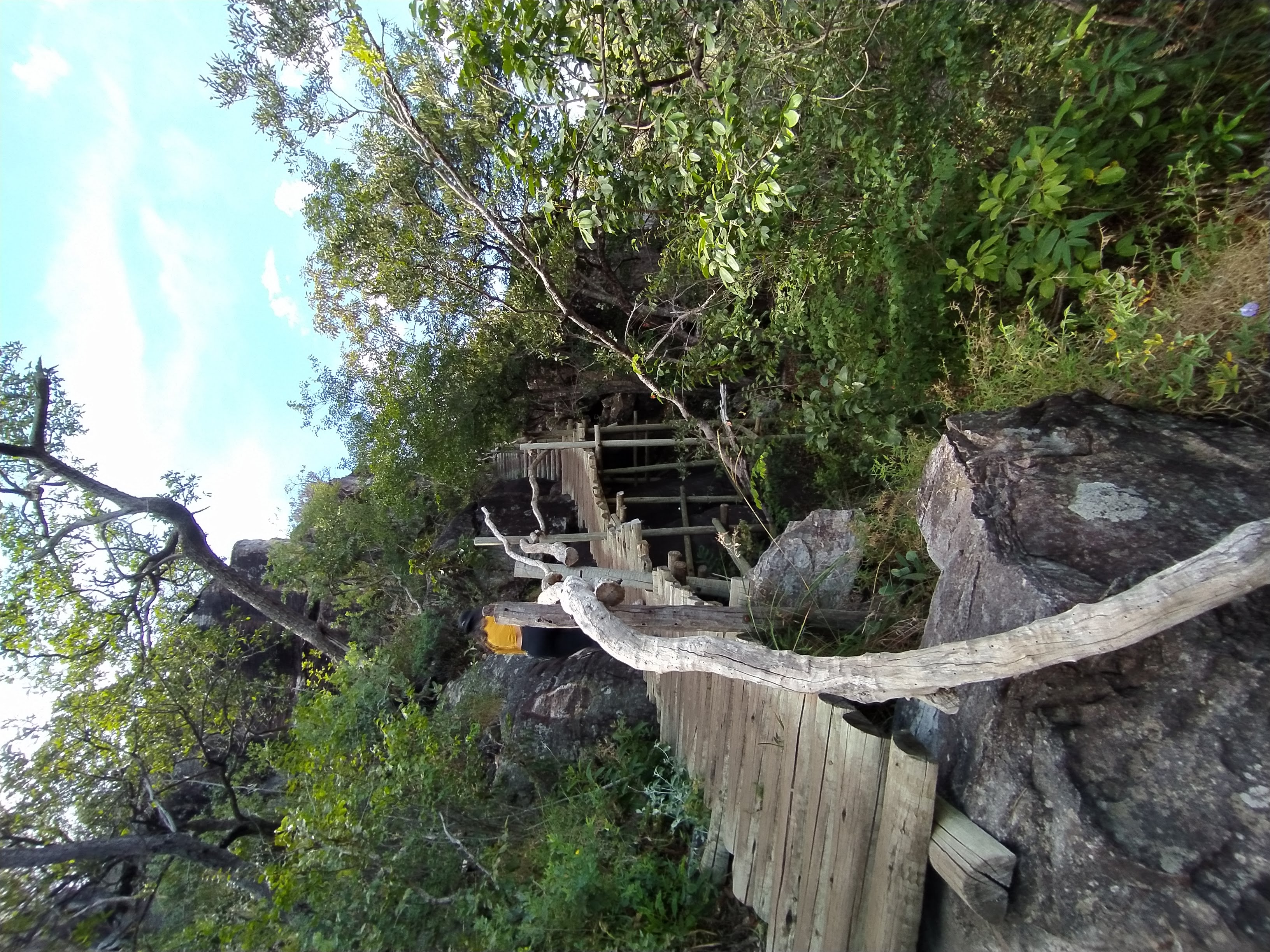 trilha para Cachoeiras na Chapada dos Veadeiros